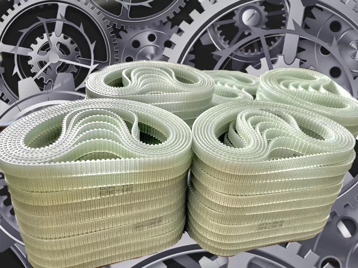 When to Choose Polyurethane Timing Belts Over Rubber Timing Belts